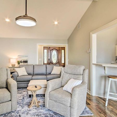 Gilbert Lakefront Retreat With Private Dock! Hollywood Point 외부 사진