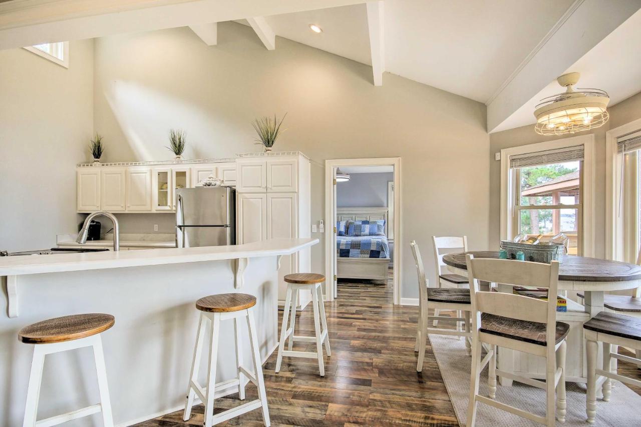 Gilbert Lakefront Retreat With Private Dock! Hollywood Point 외부 사진